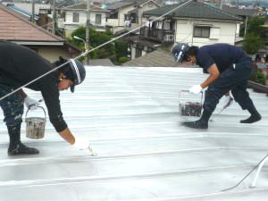 屋根・樋の修繕ペンキ塗り　塗装